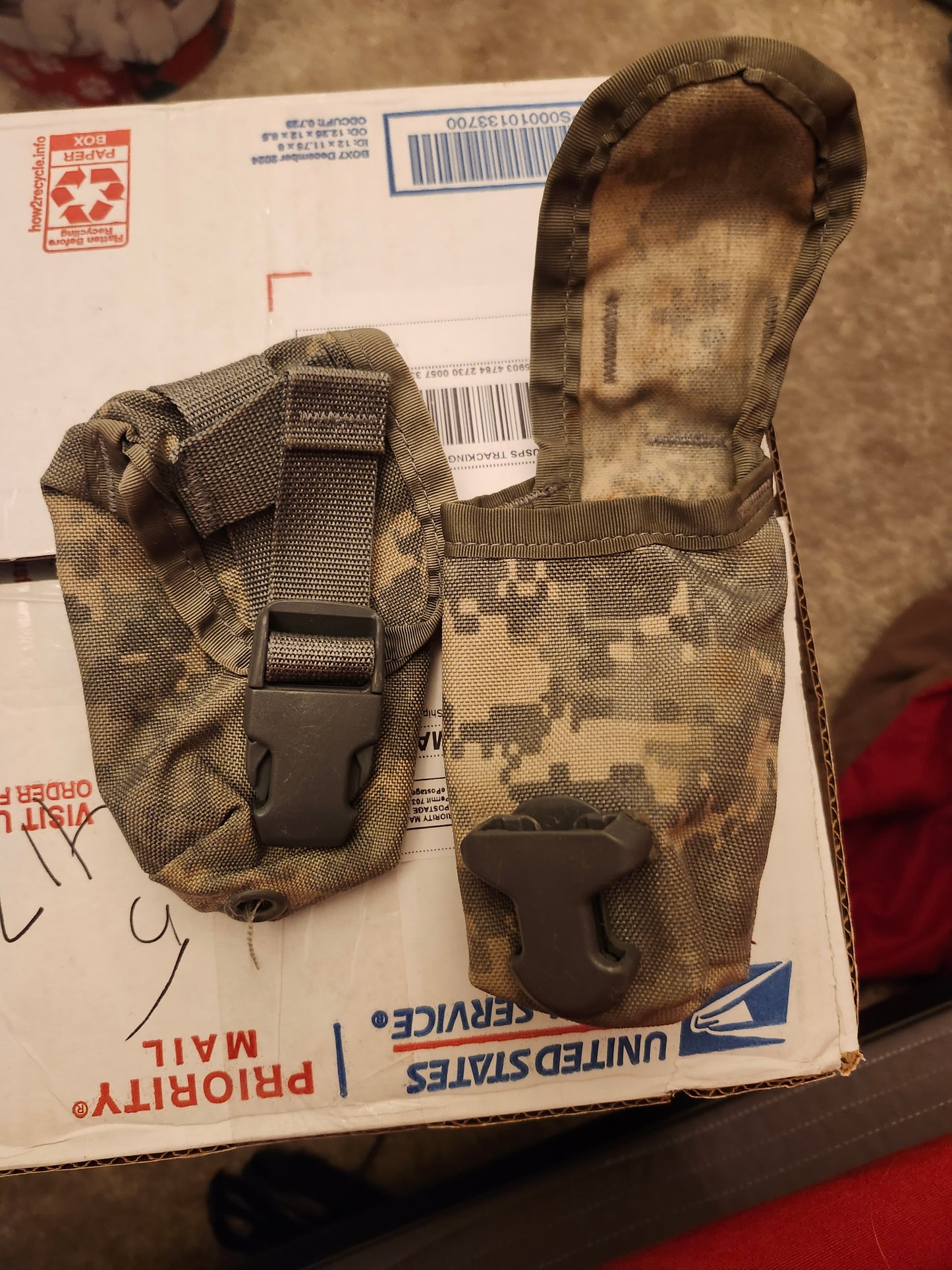 Grenade pouch