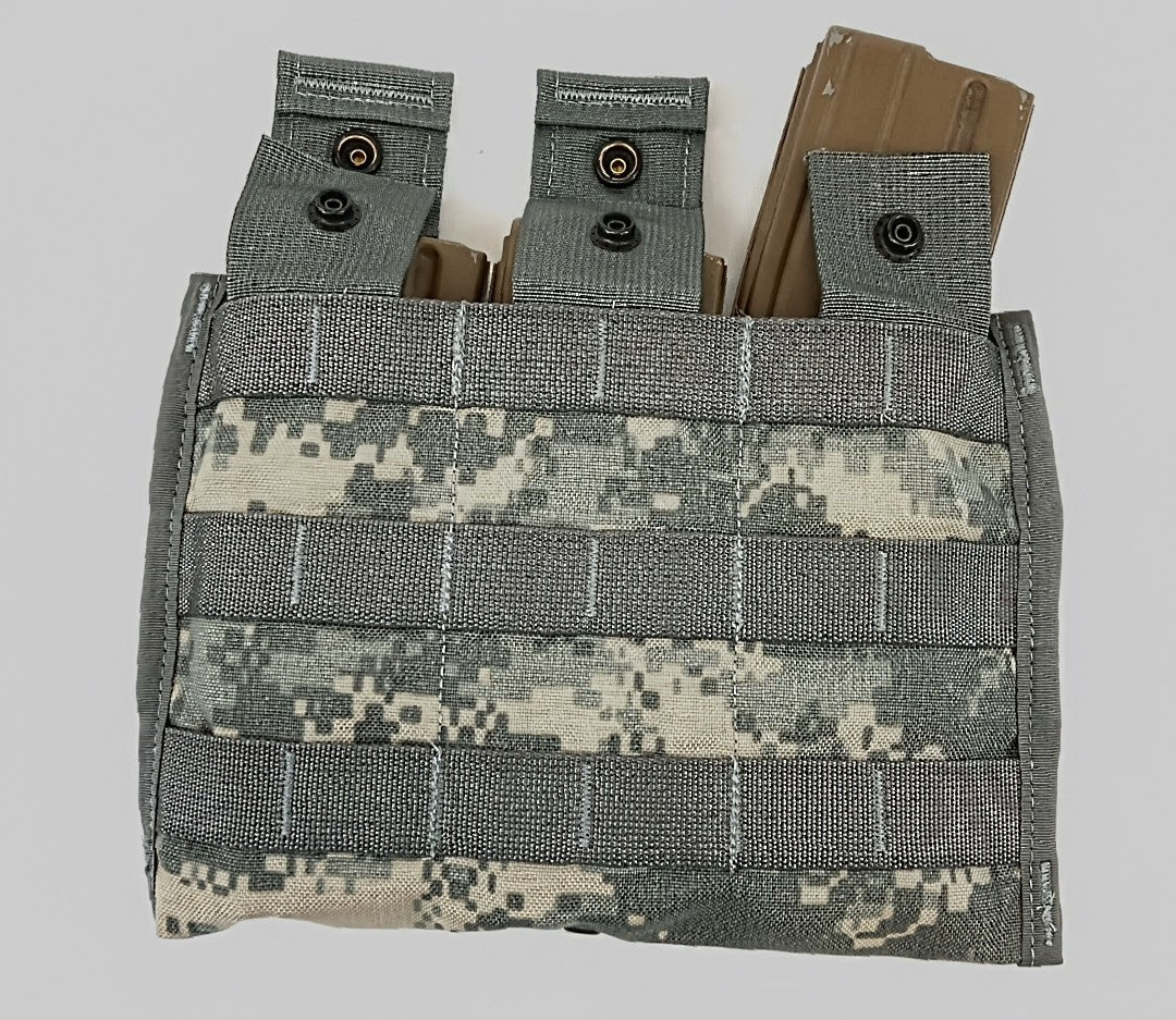 Triple mag pouch